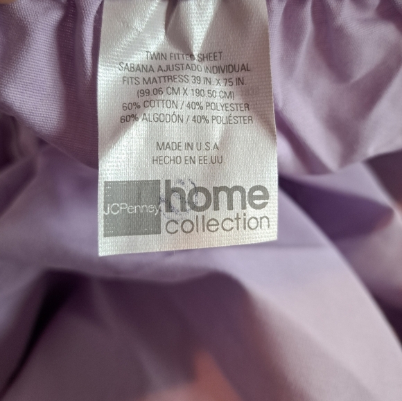 J C Penney Home Collection Lavender Twin sheet set, new not washed - Picture 6 of 6